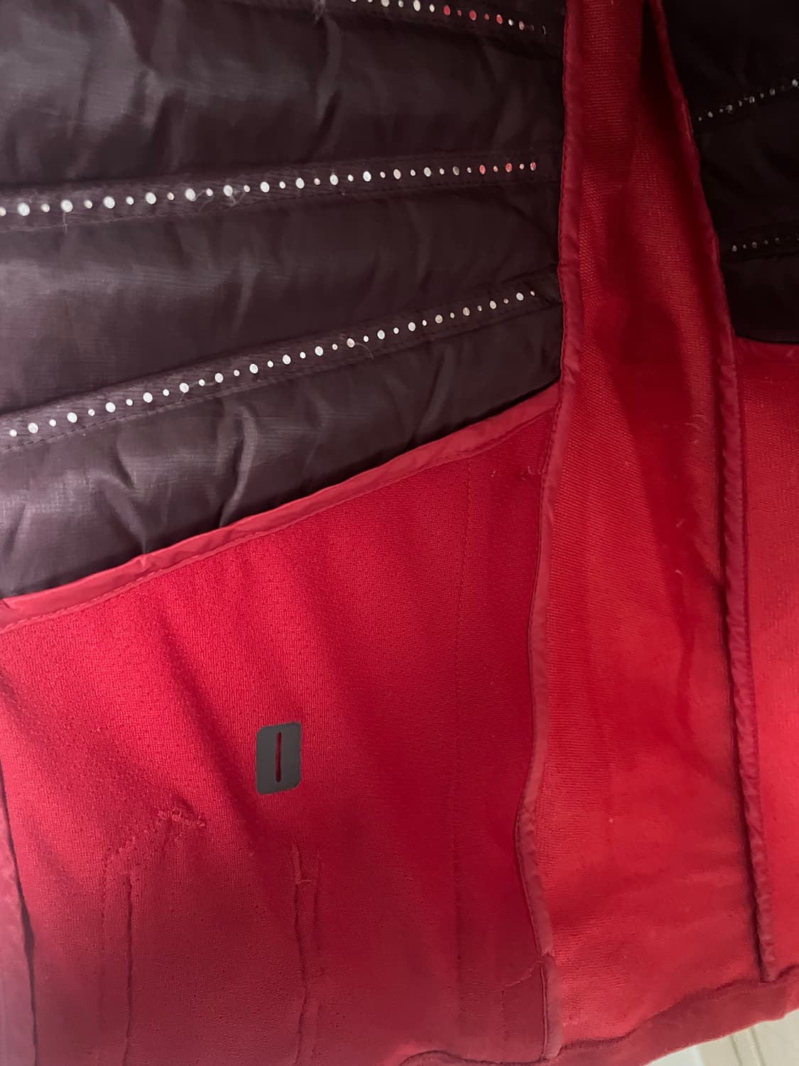 [M]나이키 에어로로프트 런닝 자켓 레드 상품이미지5