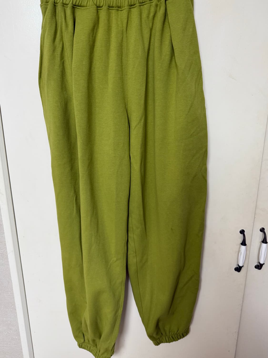 제로 Deep One Tuck Jogger Sweat Pants 상품이미지1