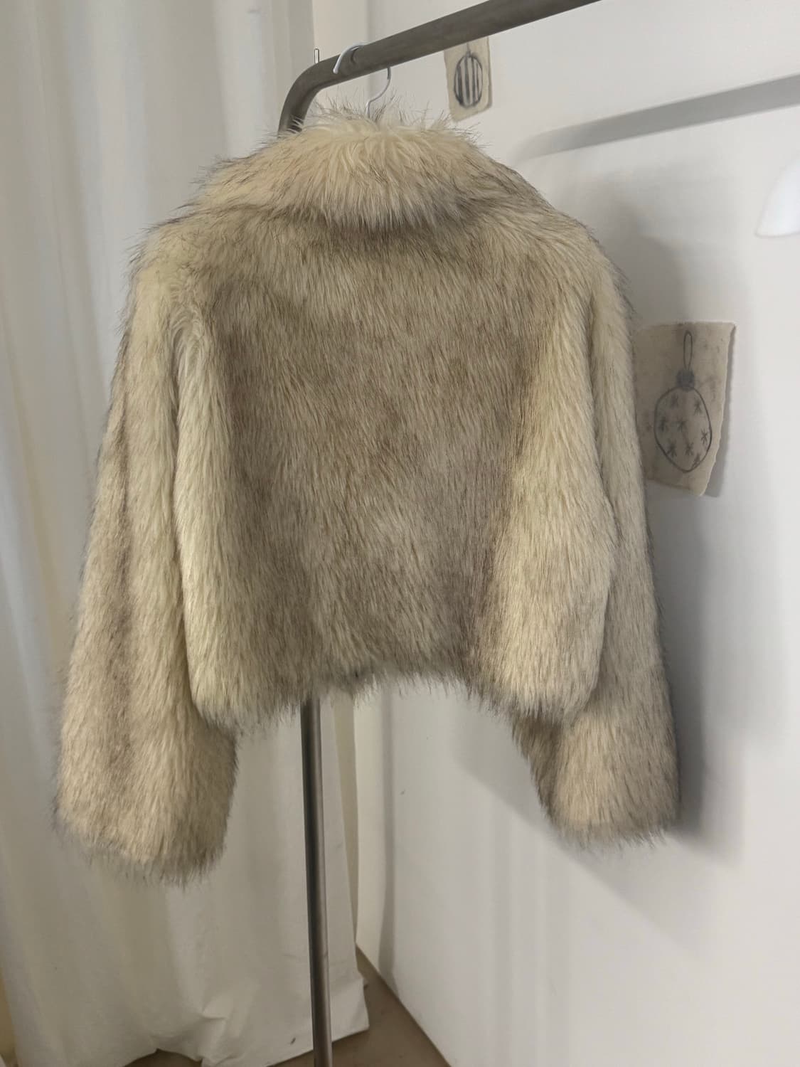 Rarely Alike 페이크퍼 자켓 M 상품이미지4