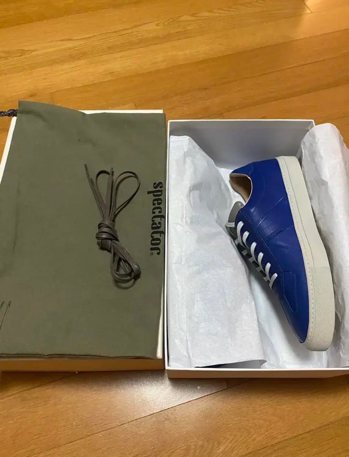 (새상품) 스펙테이터 서비스 트레이너 270 상품이미지1