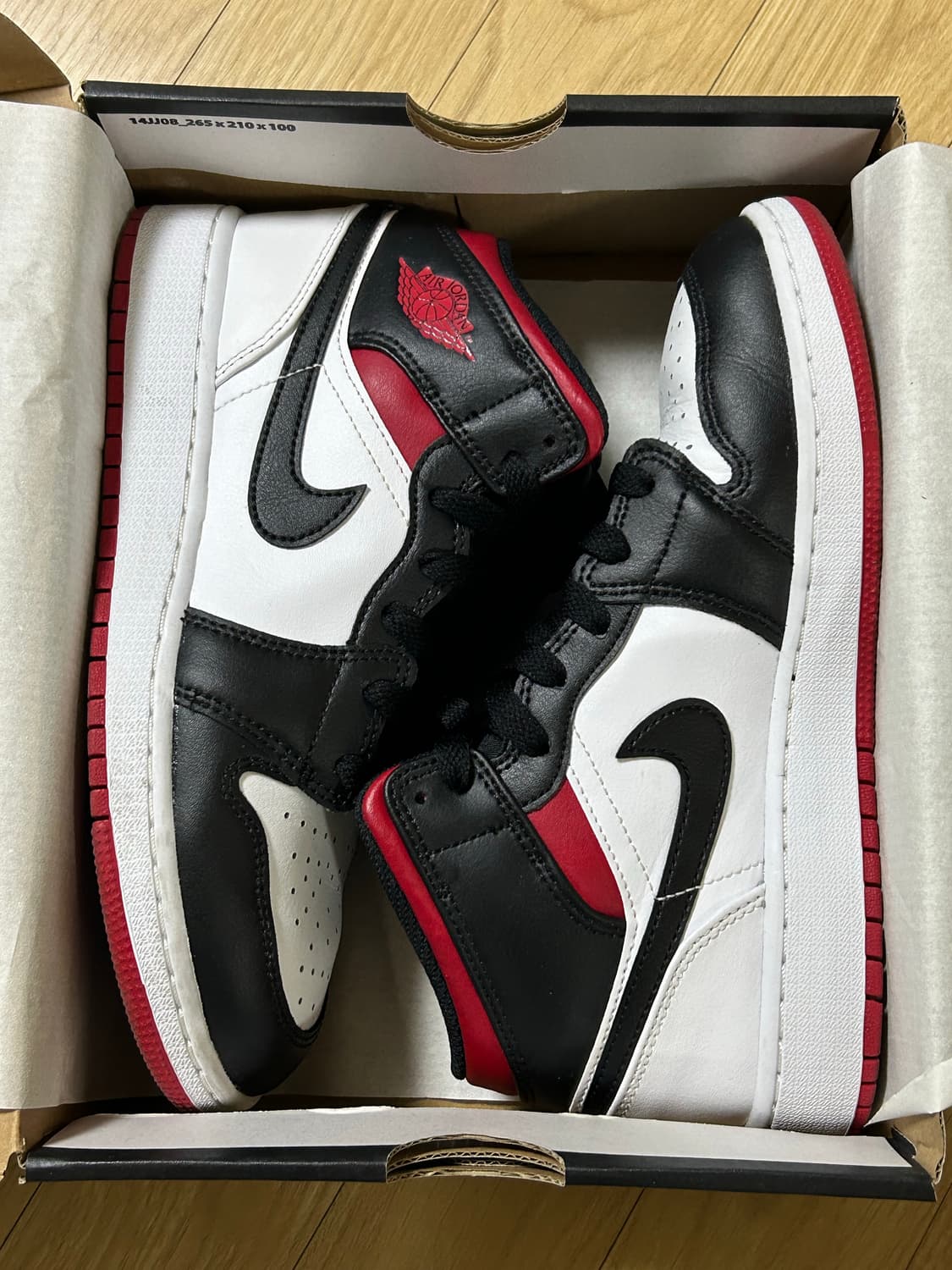 나이키 에어 조던(AIR JORDAN 1 MID-GS) 상품이미지2