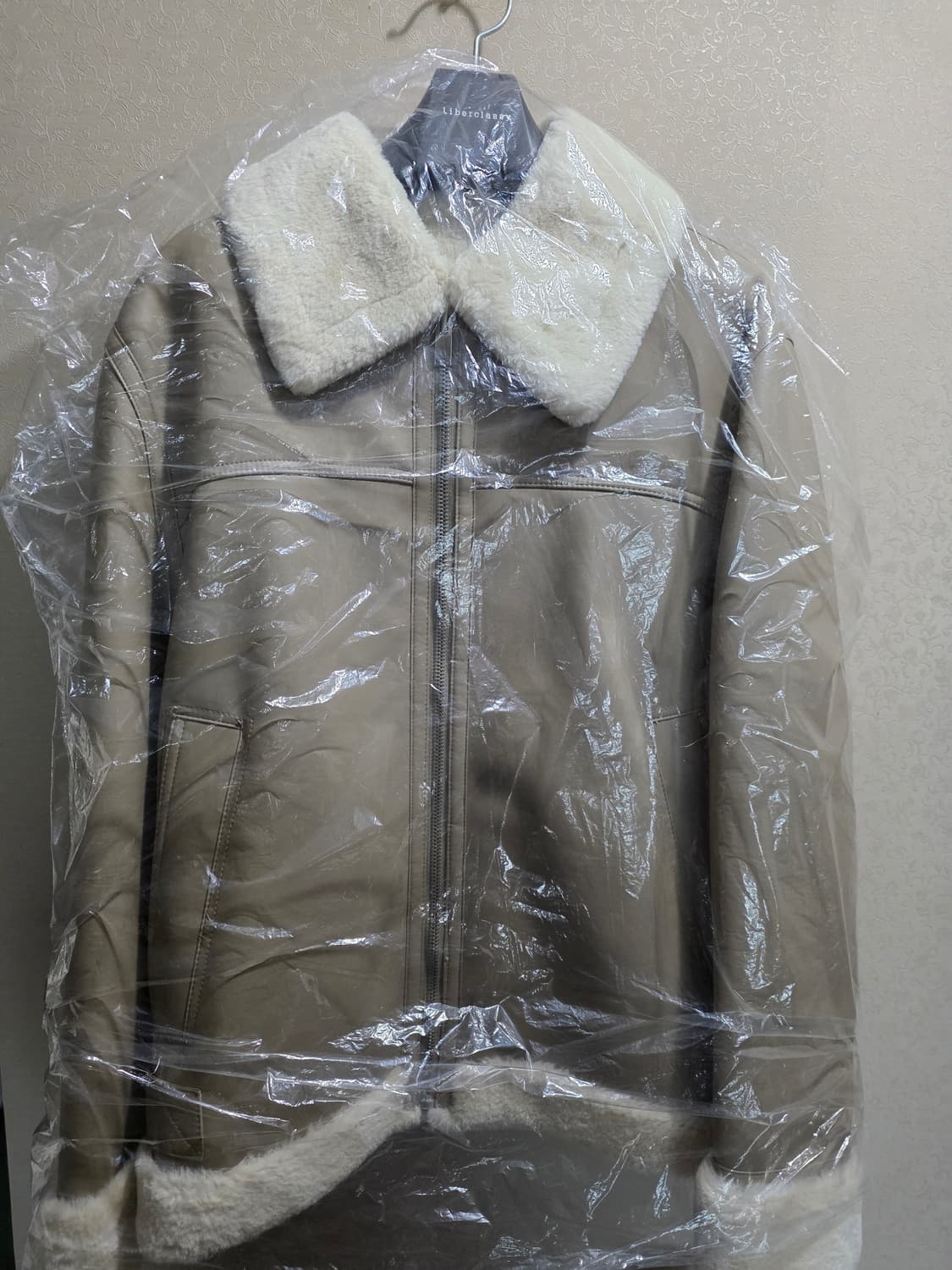 리버클래시 무스탕 자켓 100 상품이미지1