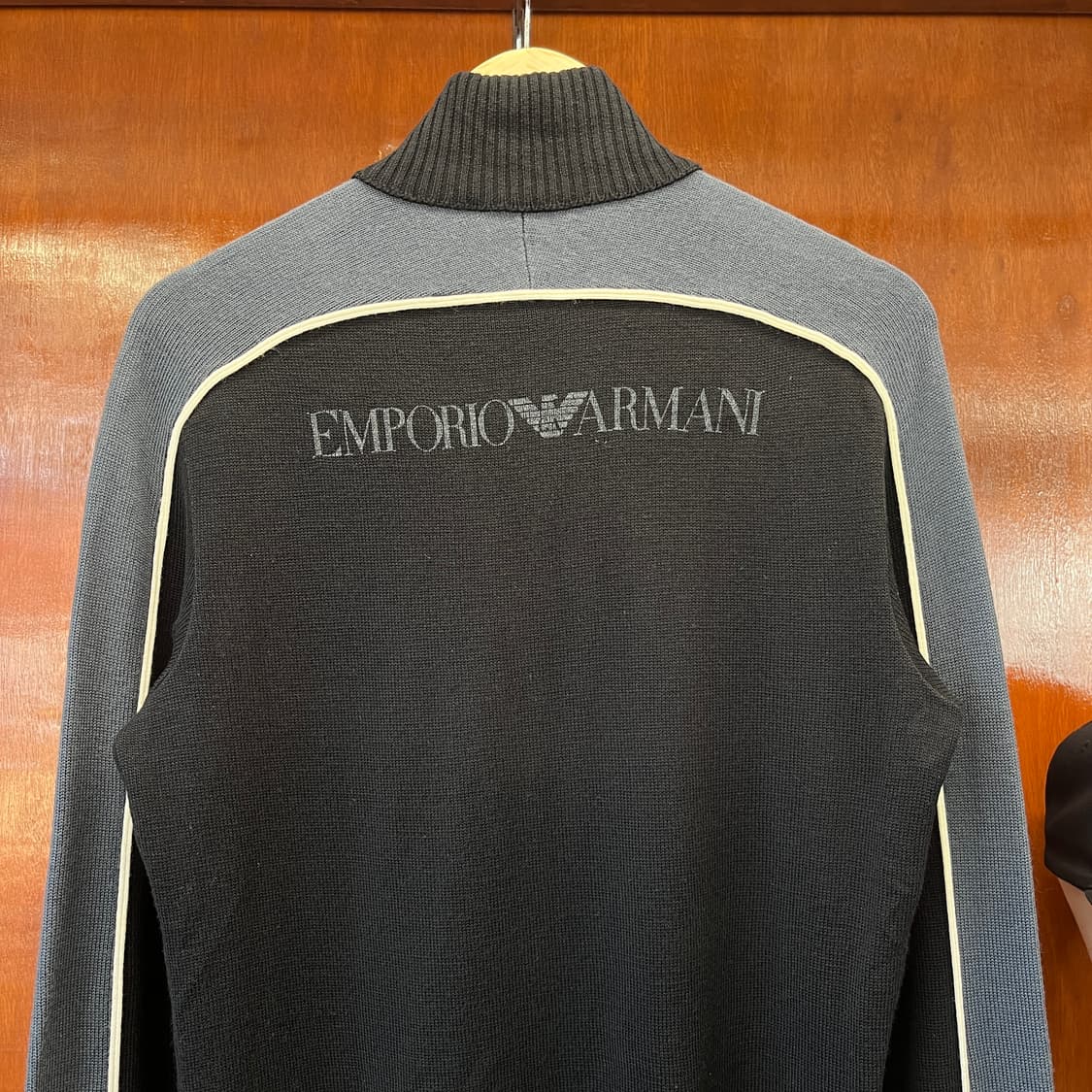 엠포리오 아르마니 울 니트집업 [ 100 ] 상품이미지4