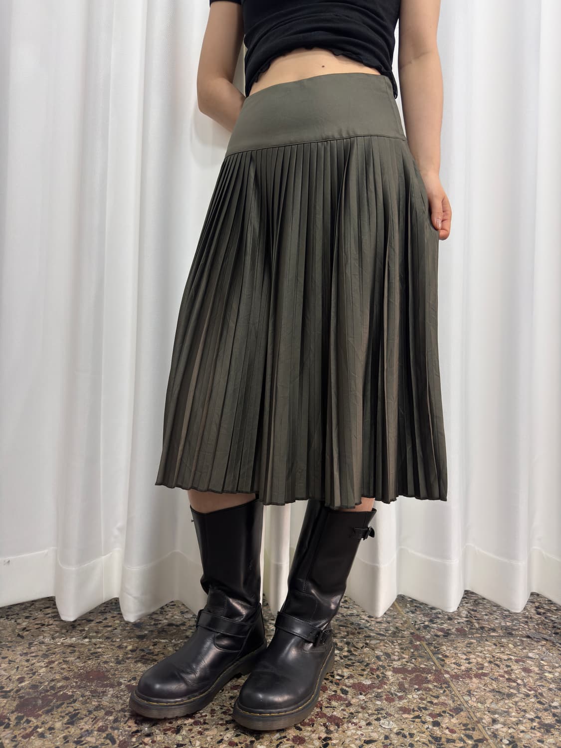 uniqlo pleats skirt 상품이미지1