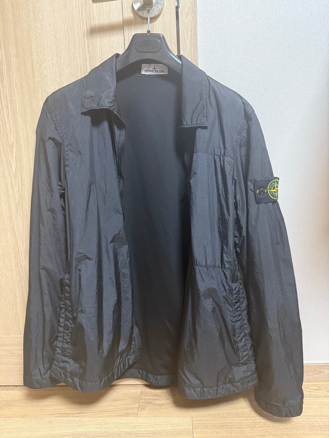 스톤 아일랜드 바람막이 XL(105) 판매합니다. 상품이미지1