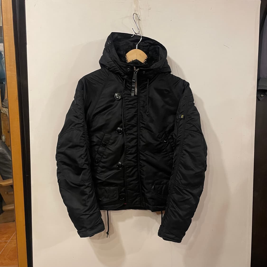 알파인더스트리 리메이크 크롭봄버 S 상품이미지1