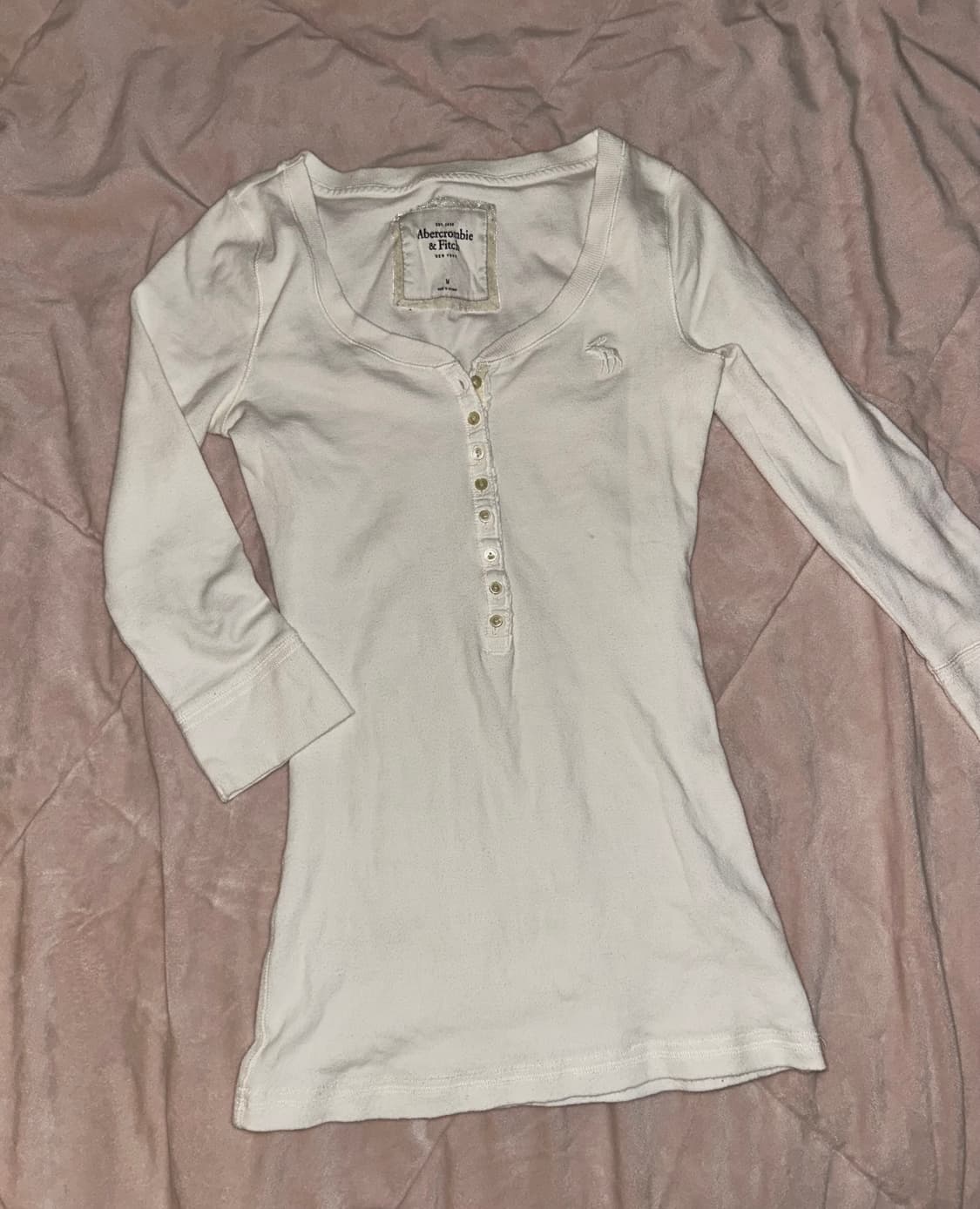 아베크롬비 생화이트 헨리넥 롱슬리브 상품이미지1