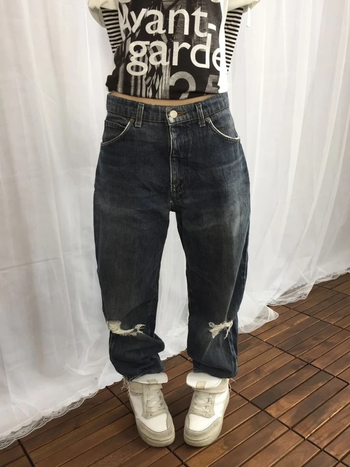 Wrangler Black Distressed Denim Pants 상품이미지1
