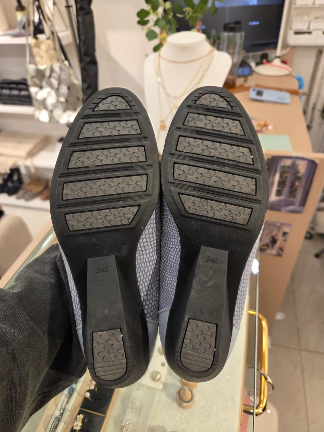 가이거 레더 펌프스 구두 상품이미지6