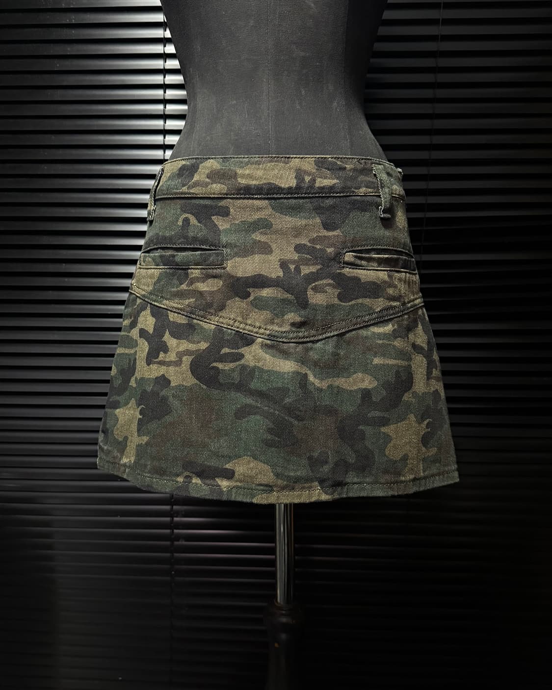 XYZ 카모 플라쥬 밀리터리 카키 브라운 고스 펑크 락 데님 L 29 상품이미지2