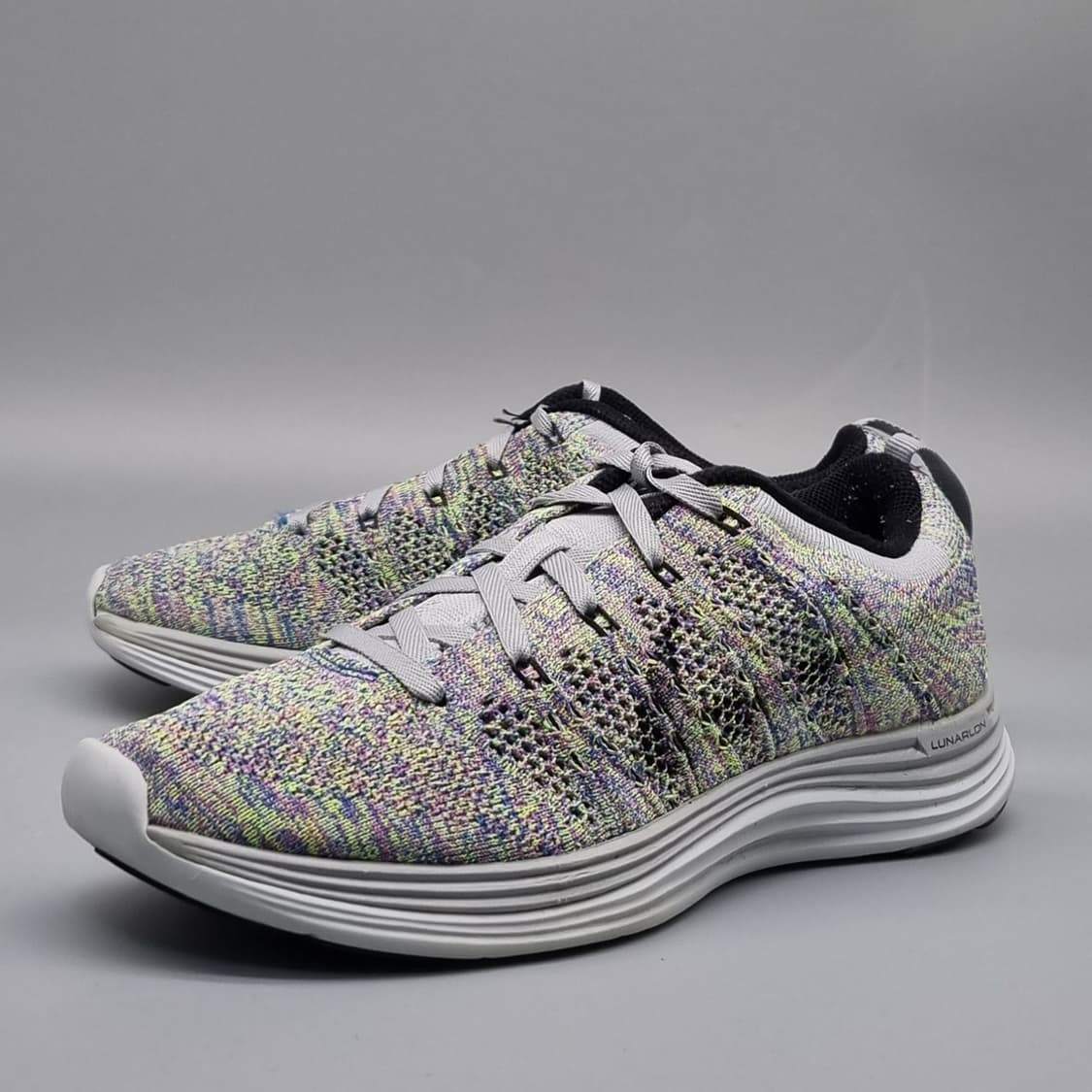 나이키 플라이니트 루나론 여성운동화240  상품이미지1