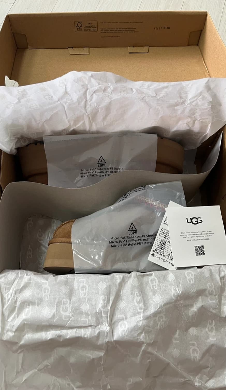 [새상품]UGG 어그 W 클래식 타즈 230mm 상품이미지9