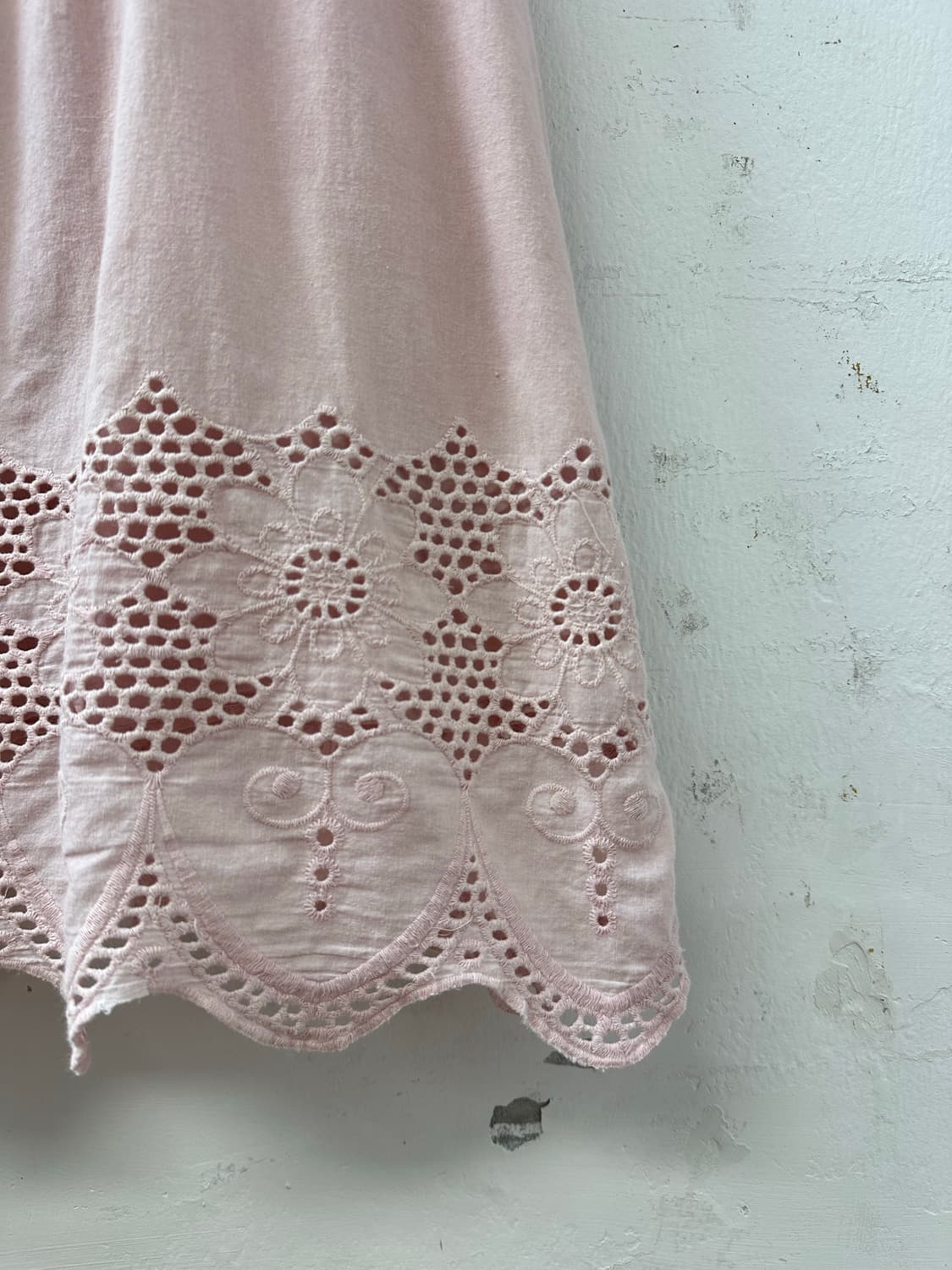 일본빈티지 뮤트 핑크 코튼 레이스 펀칭 디테일 반팔 블라우스 상품이미지2