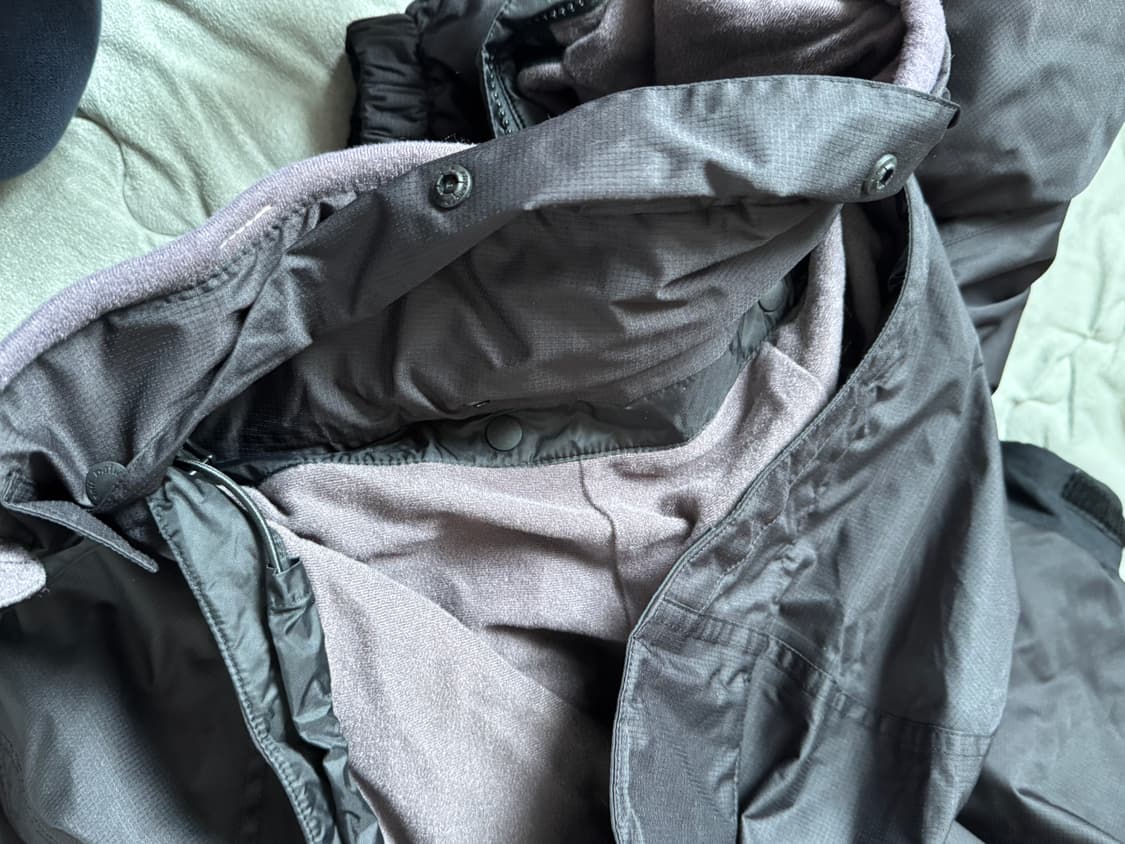 다이와 숏패딩 자켓 후드내장 상품이미지6