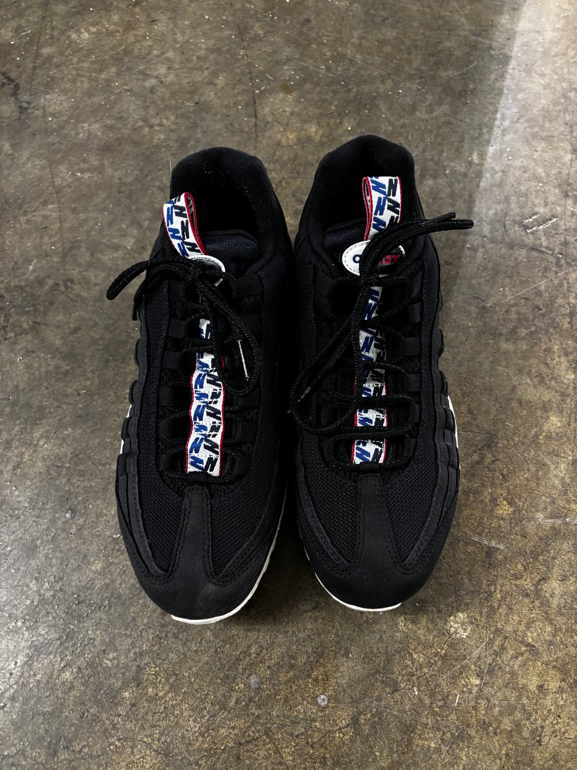 나이키 에어맥스 95 TT 풀팁 블랙 스니커즈 265 상품이미지2