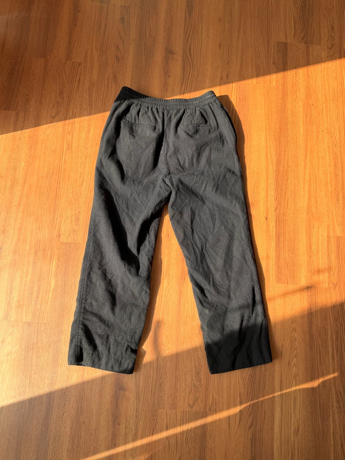 솔리드옴므 22FW 우영미 울 팬츠 상품이미지2