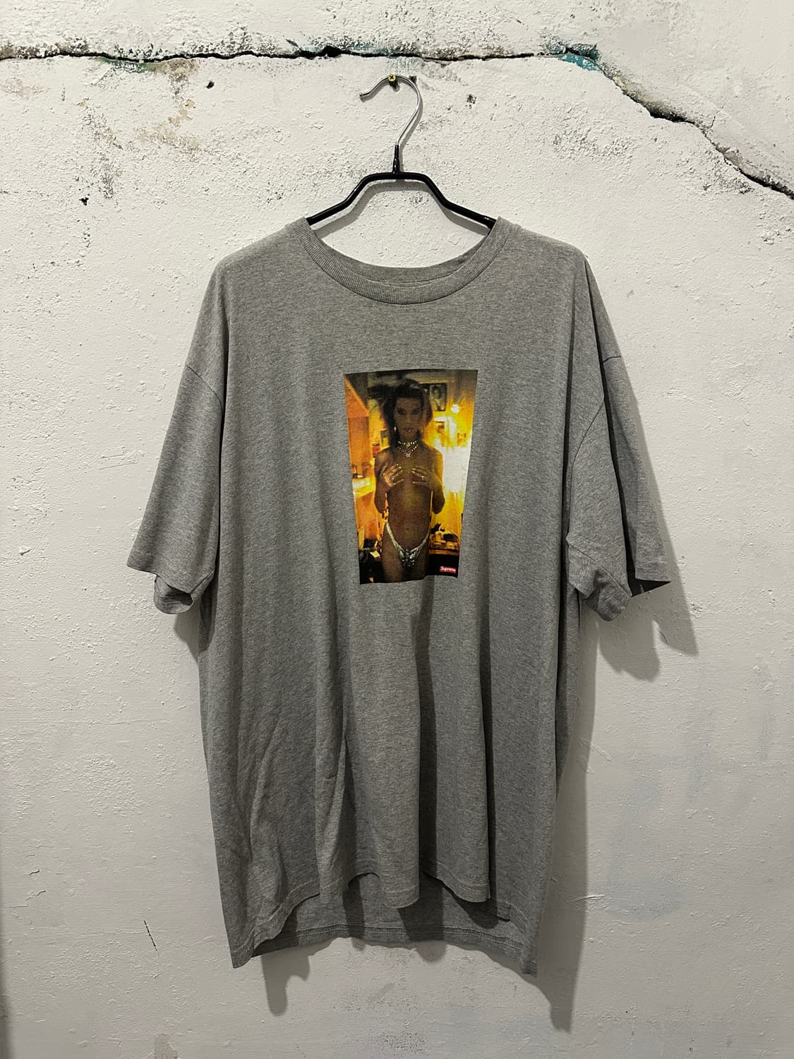 슈프림 18SS 난 골딘 킴 XL 상품이미지1