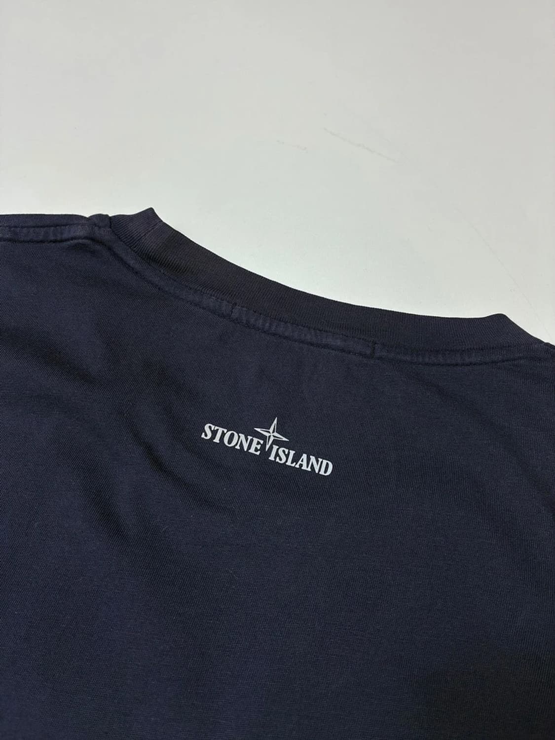 스톤아일랜드 리플렉티브 로고 프린팅 코튼 반팔 티셔츠 PN8559 상품이미지6
