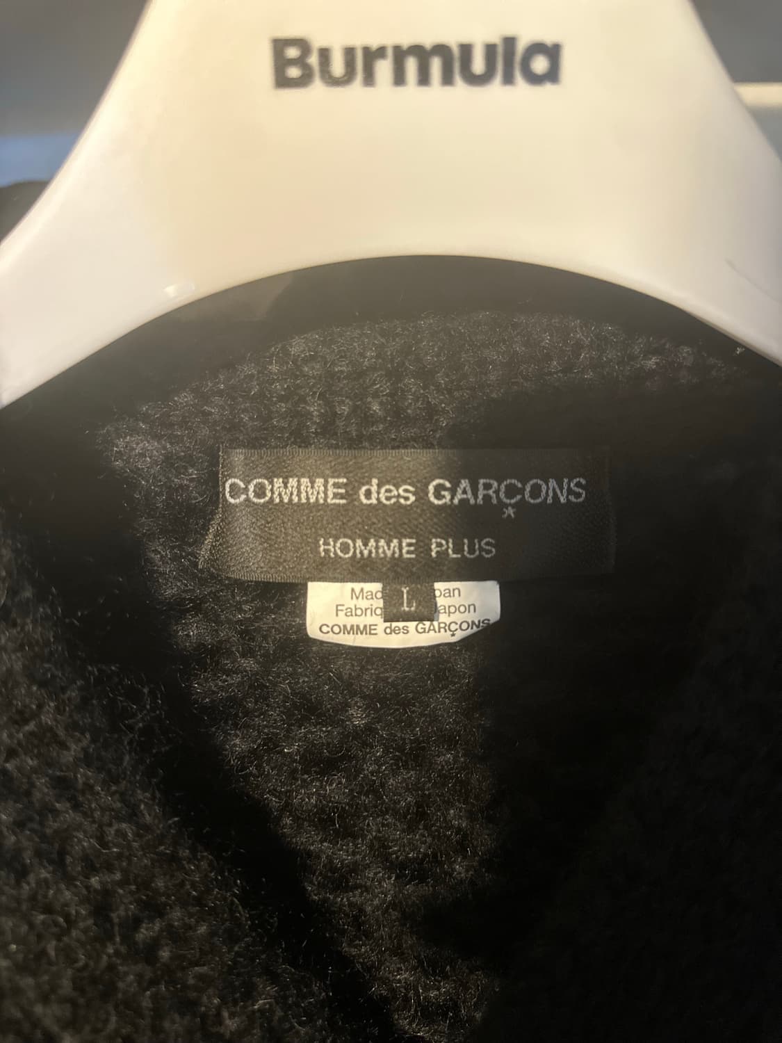 옴므 플러스 24fw 크롭 가디건 블랙 상품이미지4