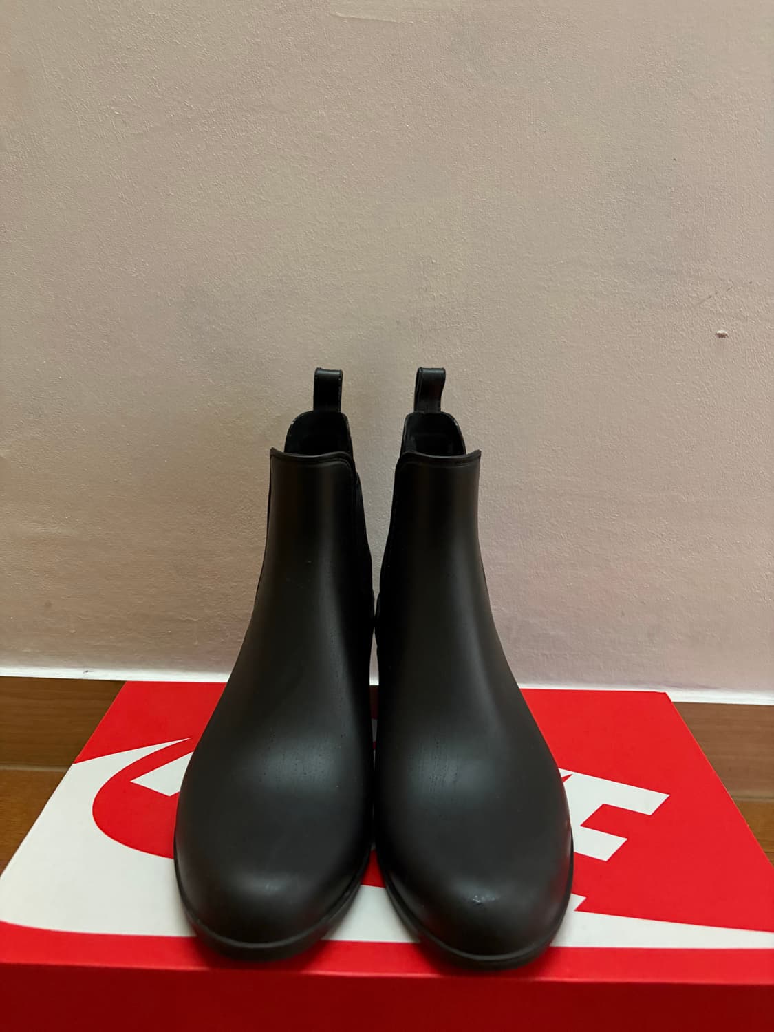 J.Crew 블랙 첼시 레인부츠 7 상품이미지2