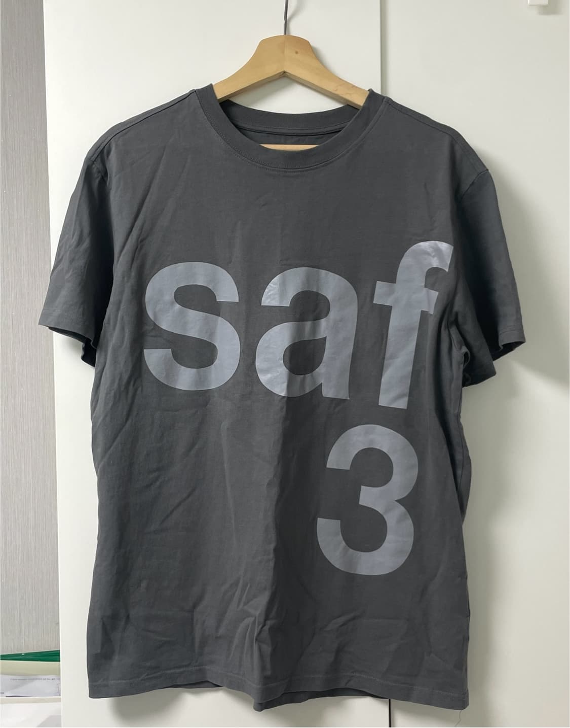 사파리스팟 BASIC SAFARI TEE (CHARCOAL) 상품이미지2