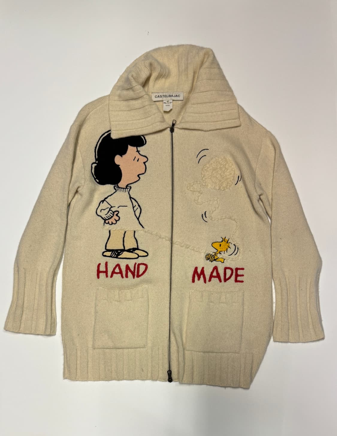 정품!! 여성 까스텔바작 핸드메이드 스누피 니트 가디건 상품이미지1
