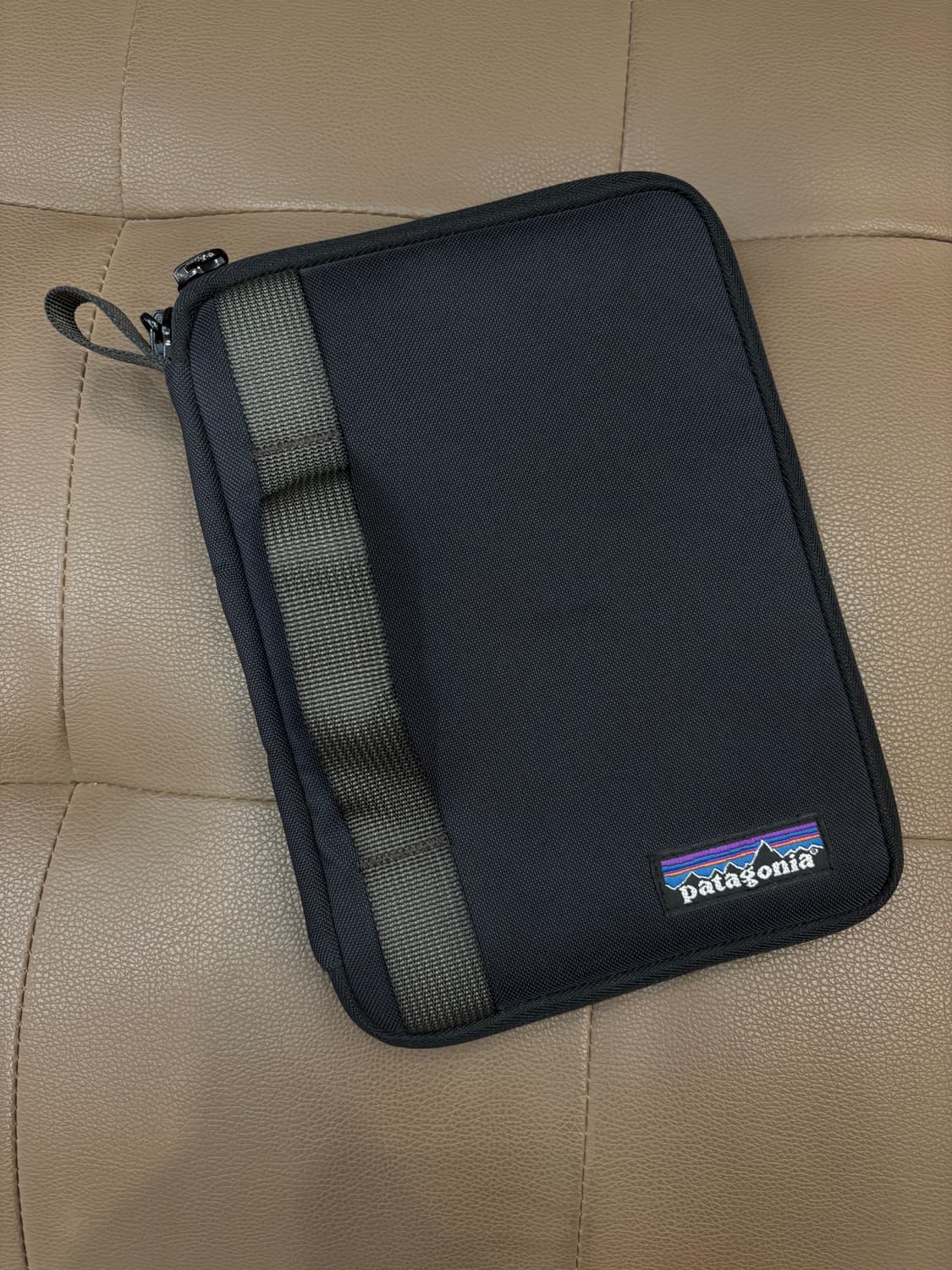 파타고니아 태블릿 케이스 상품이미지1