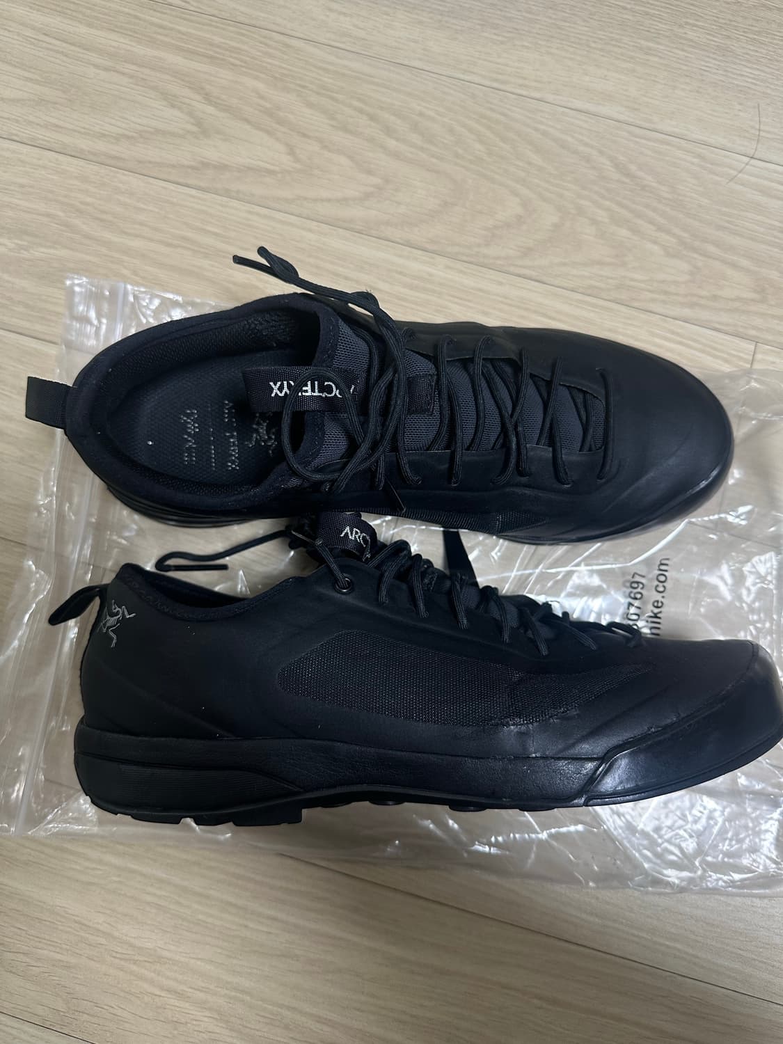 아크테릭스 트레킹화 260 상품이미지1