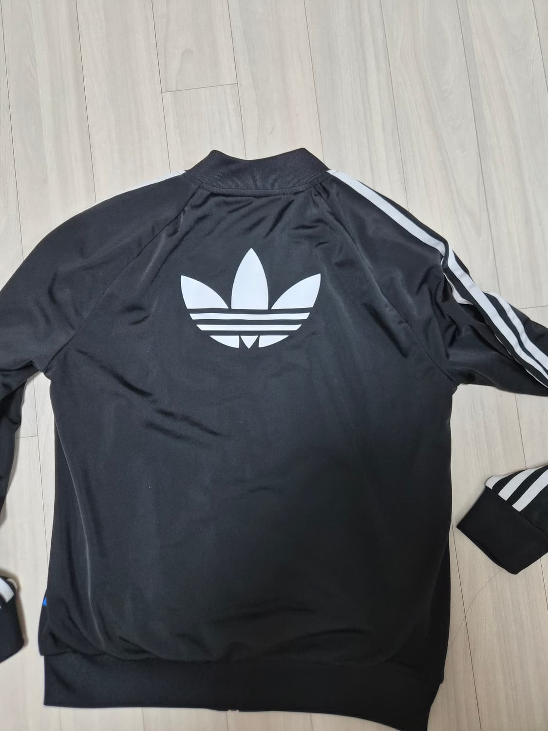 아디다스 오리지널스 SST 트랙탑 빅로고 상품이미지3