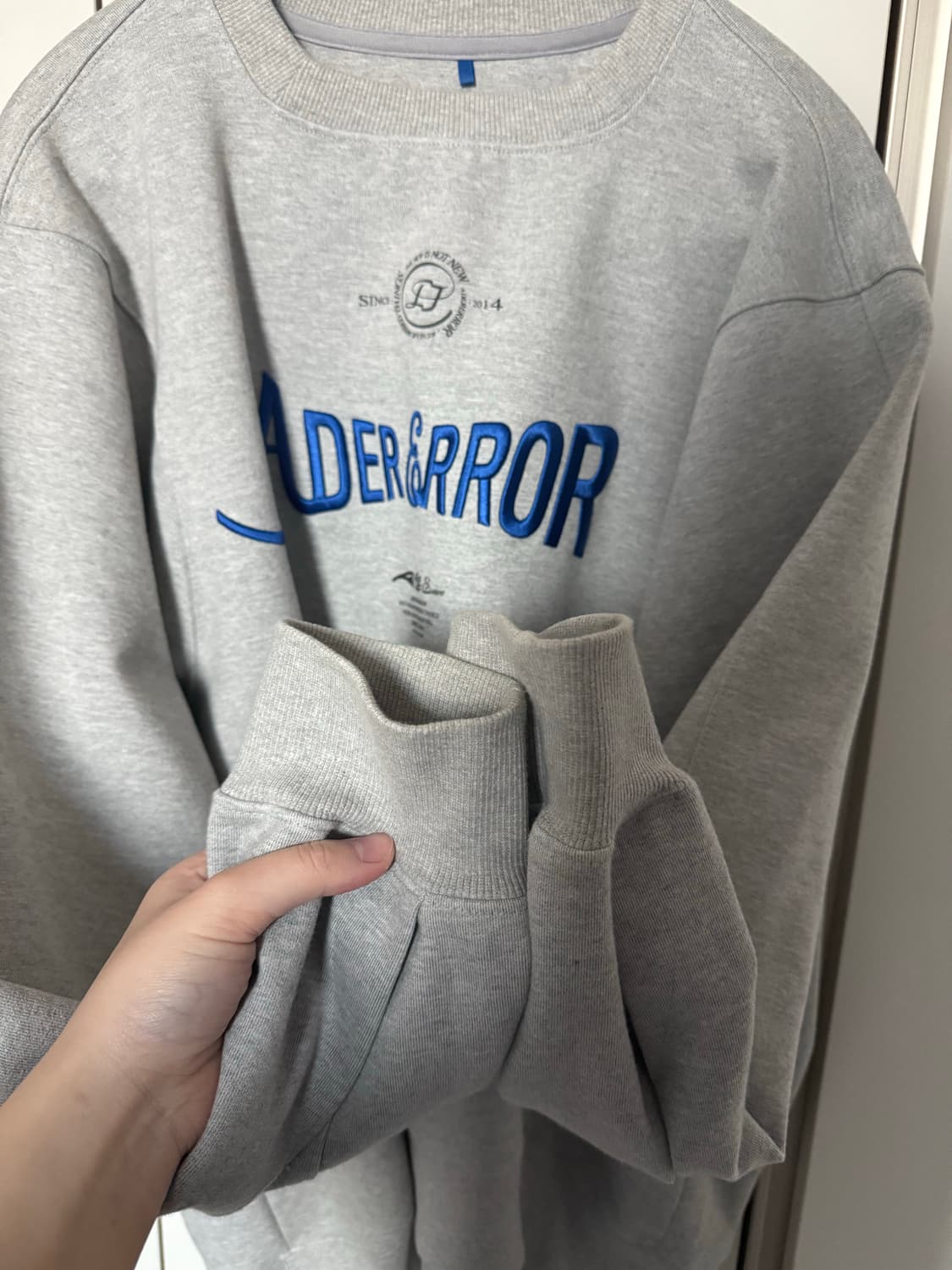 아더에러 베리프 로고 스웨트셔츠 맨투맨 그레이 A1 상품이미지5