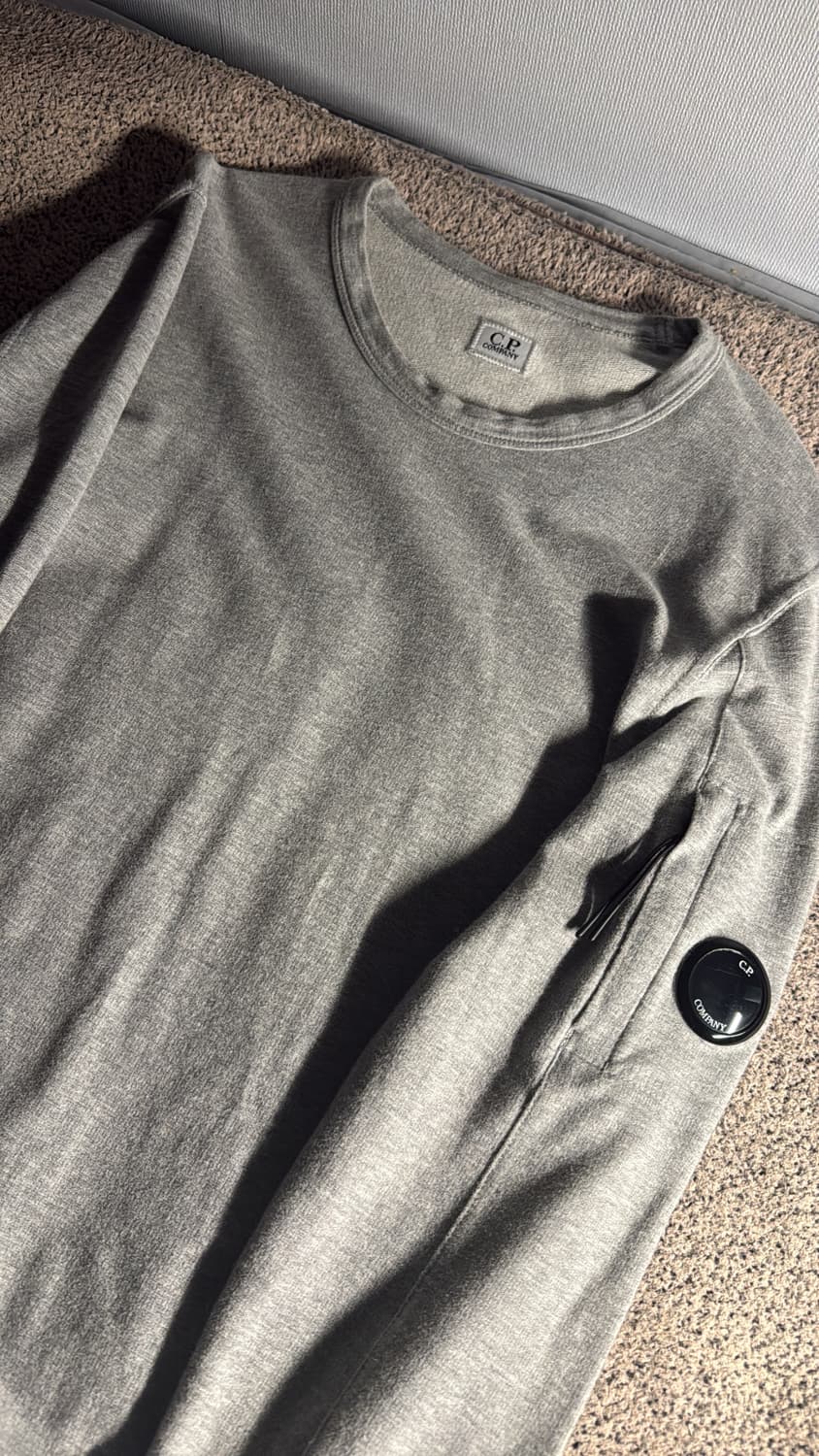 Cp컴퍼니 맨투맨 상품이미지1