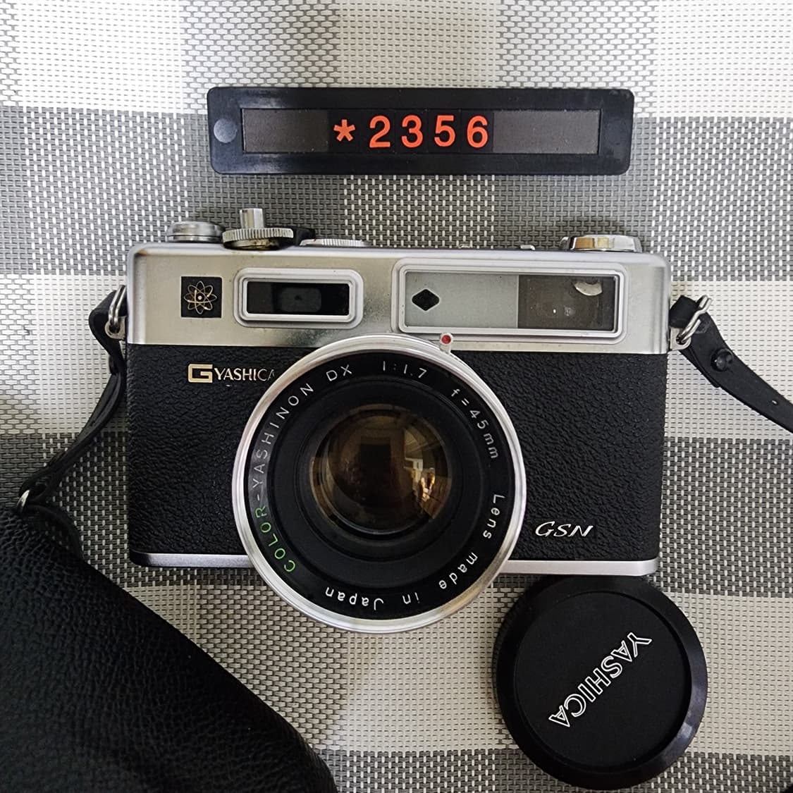 야시카 일렉트로 35 gsn 필름카메라 실버바디 케이스포함 상품이미지1