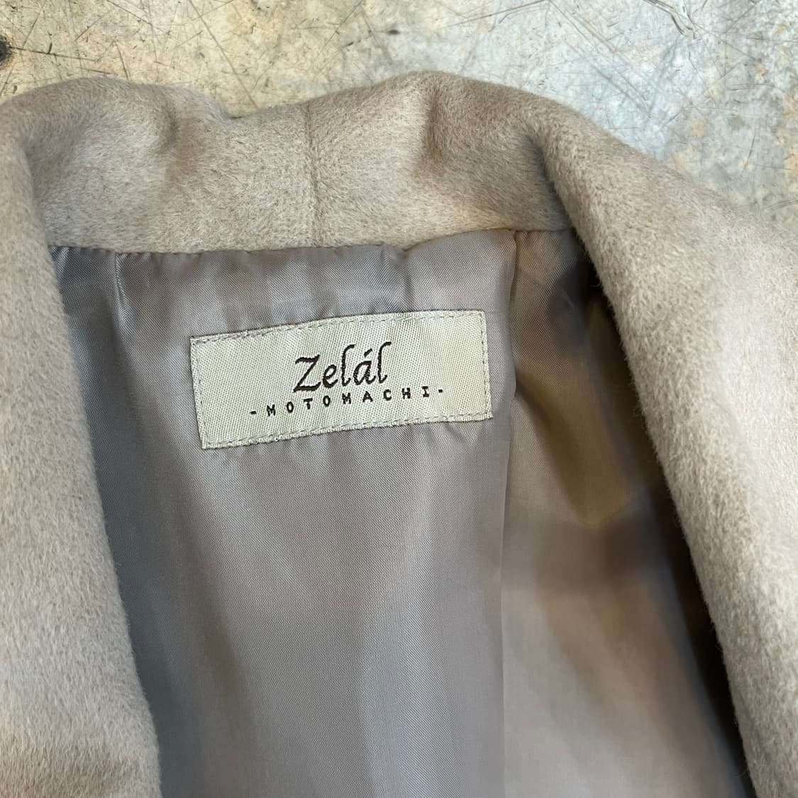 Zelal MOTOMACHI 앙고라 롱 코트 상품이미지5