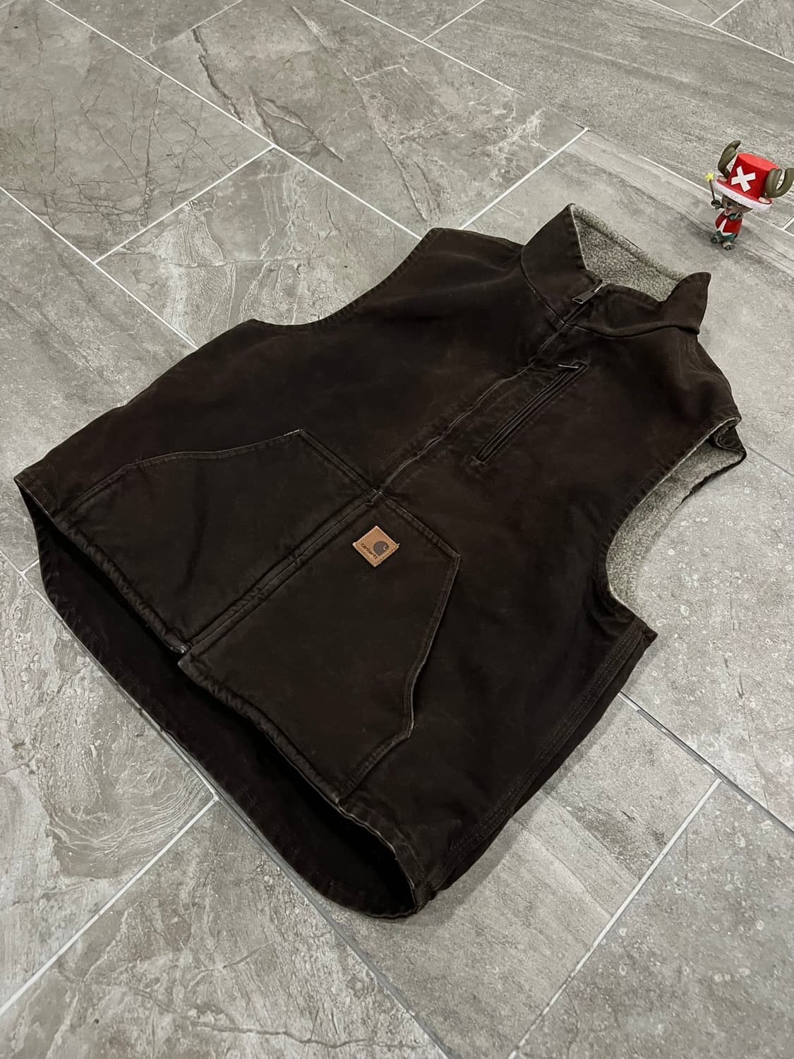 (L)칼하트 셰르파 넥 조끼베스트 V33 DKB 다크브라운 상품이미지7