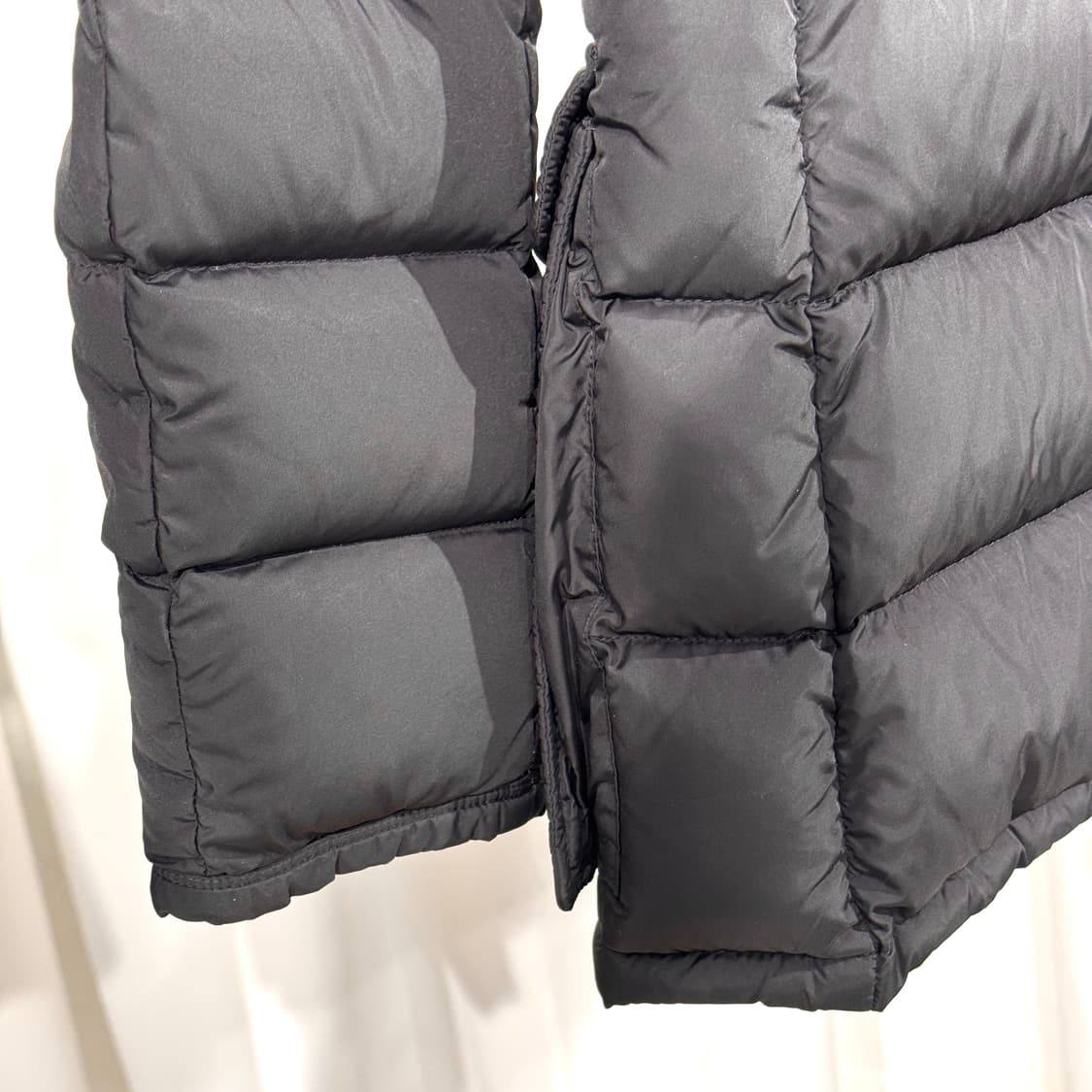 몽클레어 클루니 다운패딩 블랙 4 상품이미지8