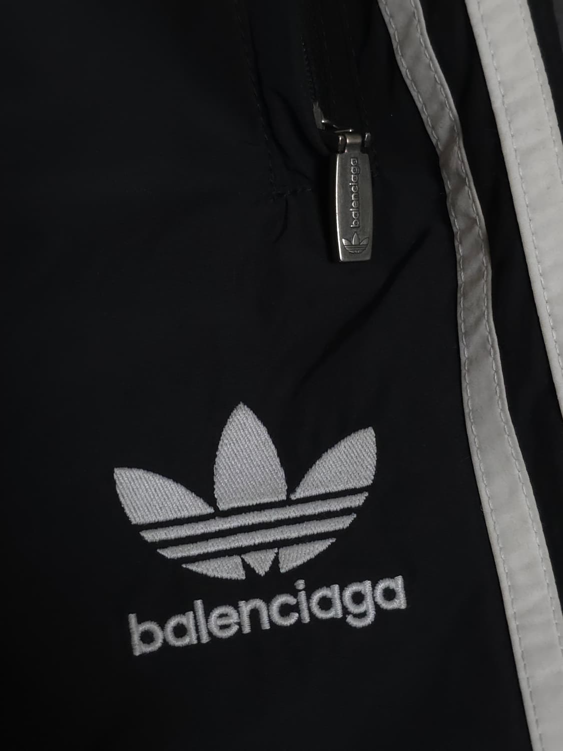 [S] 발렌시아가 아디다스 포플린 트랙팬츠 논스티치 블랙 상품이미지4
