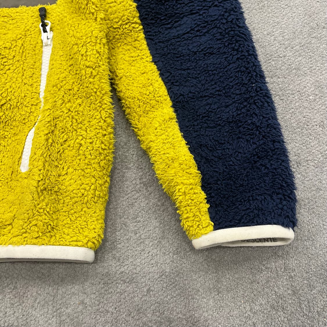 100 데상트 플리스 자켓 상품이미지3