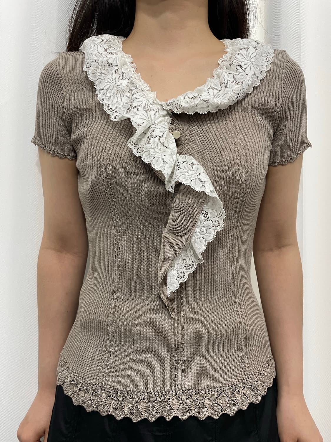 lace design slim top 상품이미지1