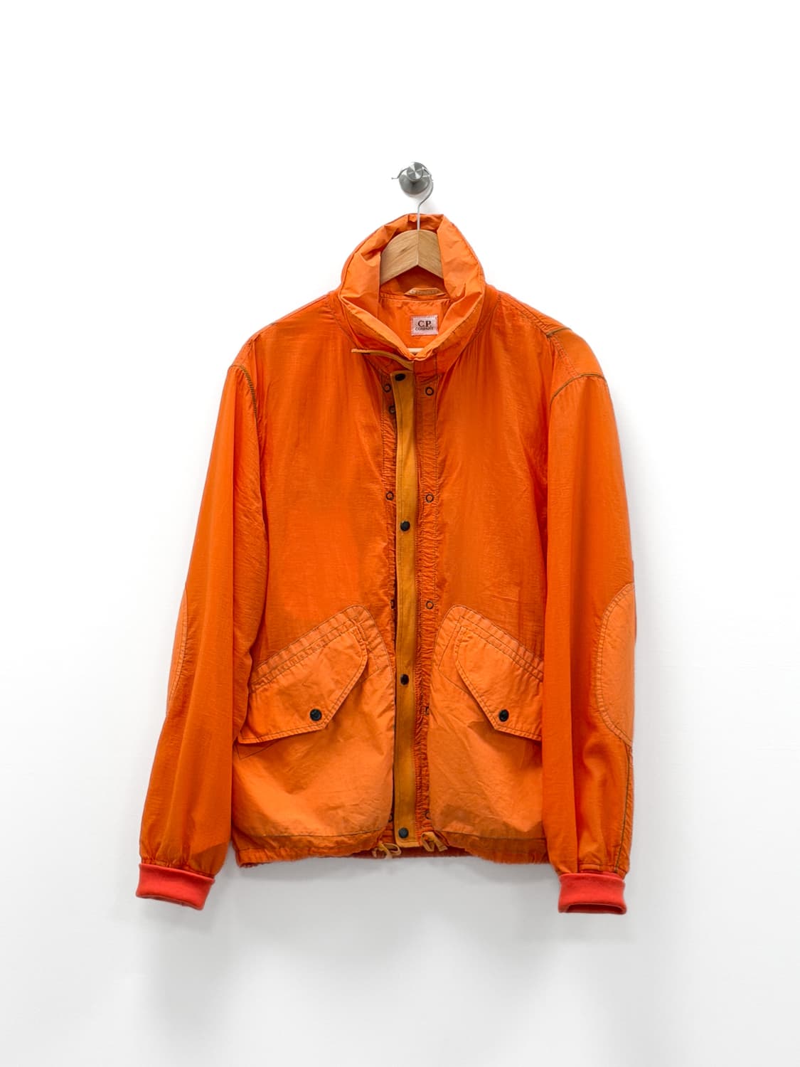 CP컴퍼니 디테쳐블 덕다운 패딩 자켓 오렌지 상품이미지6