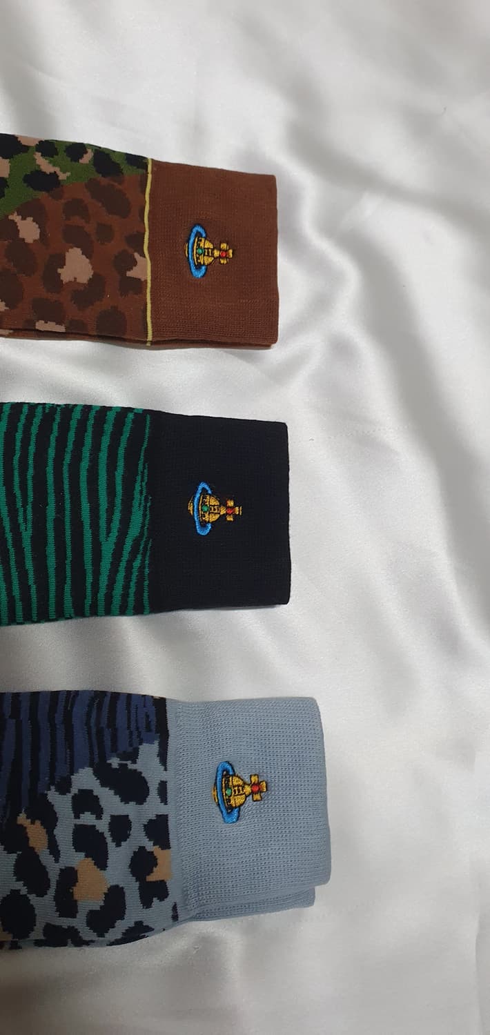 블루 퍼플 그린 호피 레오파드 말줄 패턴 비비안웨스트우드 양말  상품이미지10