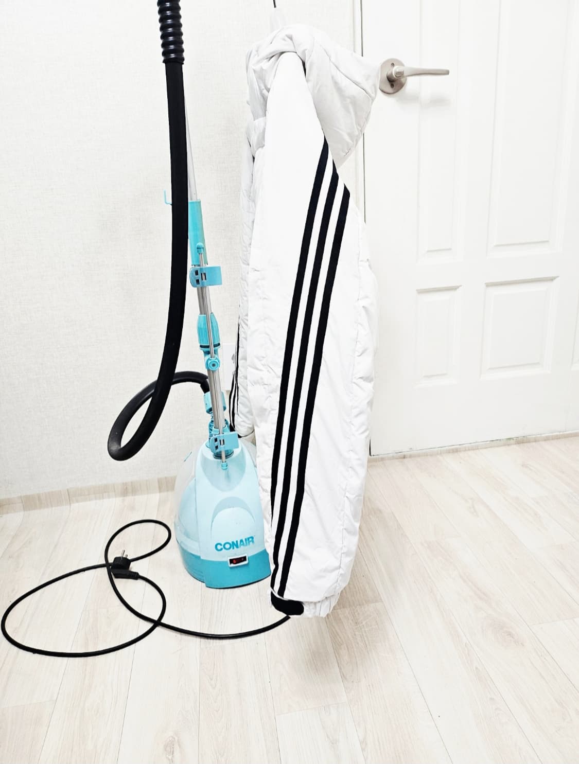 (95~100)M☆초대장급☆ 아디다스 3st 퍼피다운 [흰검] 덕다운패딩 상품이미지4