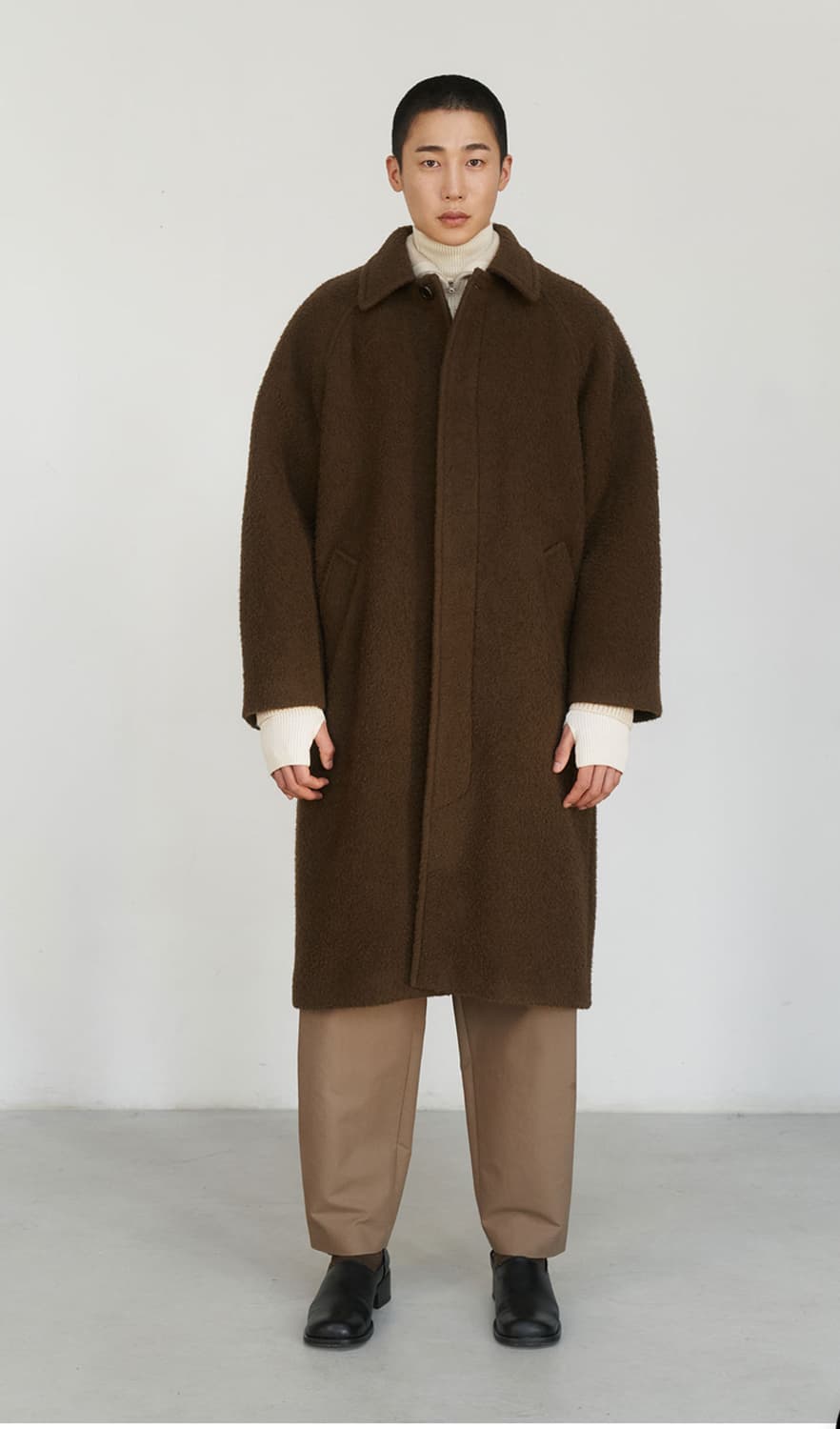 아모멘토 22fw 부클 레글런 코트   상품이미지9