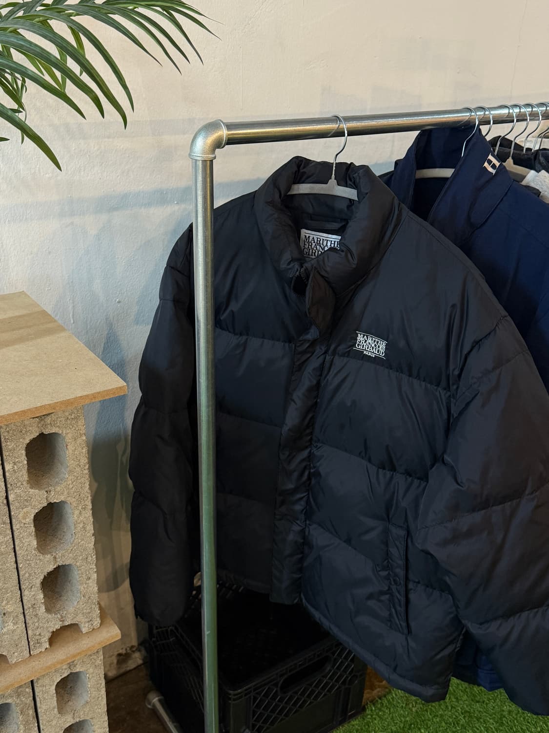 마리떼프랑소와저버 클래식 로고 패딩 블랙 상품이미지3