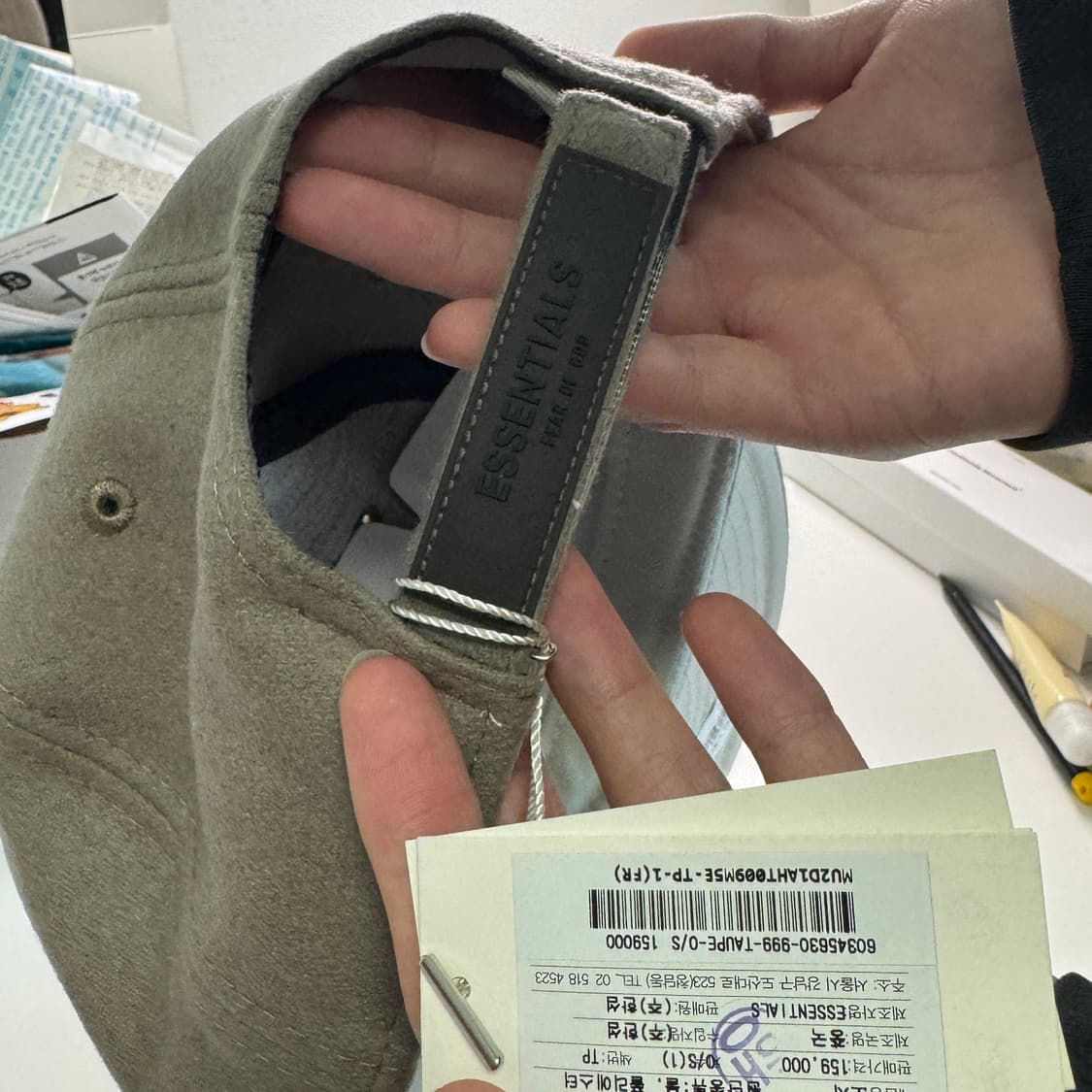 [새상품]ESSENTIALS 에센셜 뉴에라 E 로고 볼캡 탄 상품이미지3