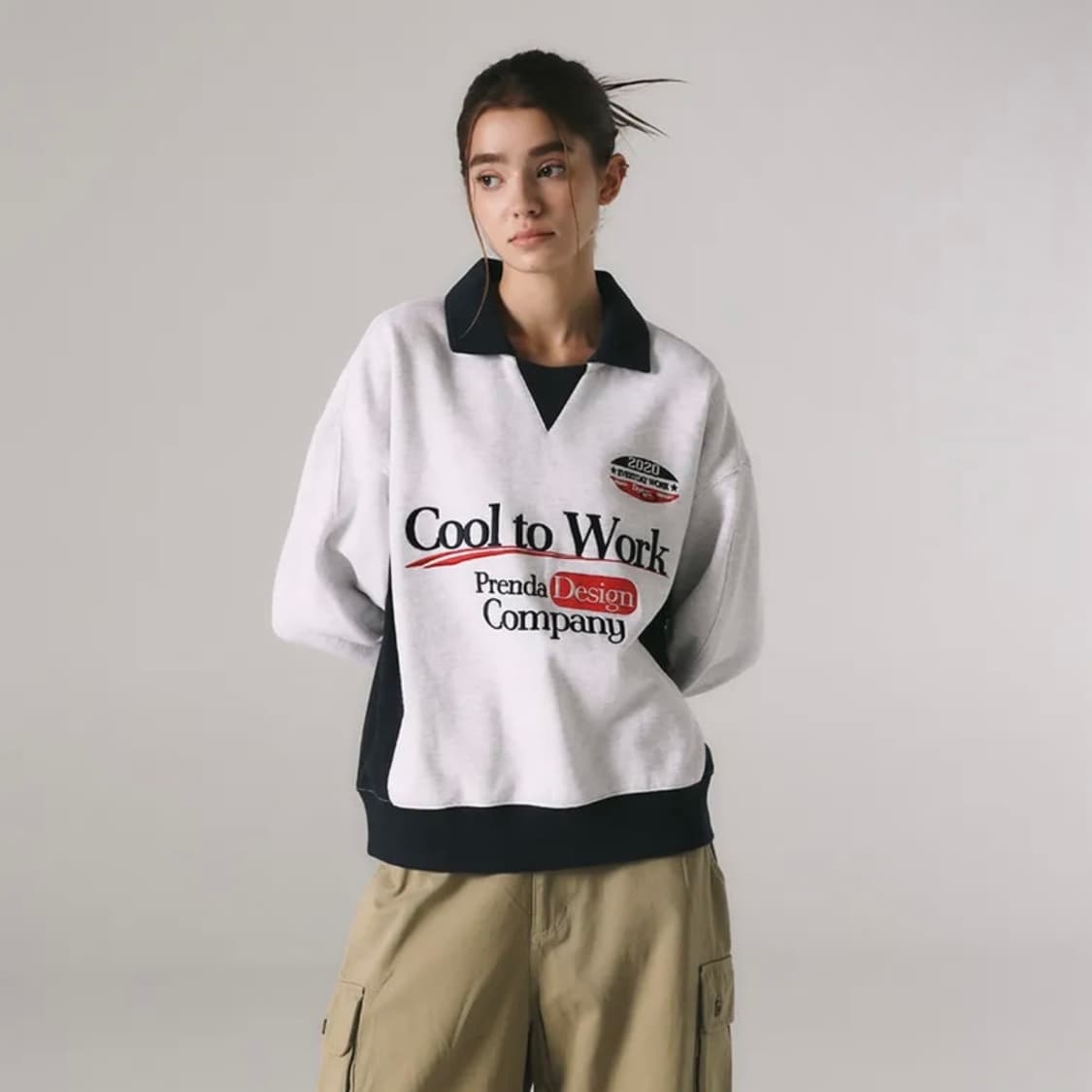 프렌다 기모 맨투맨 COMBINATION COOL TO WORK 그레이 상품이미지1