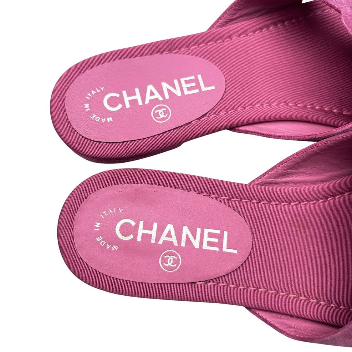 샤넬 37.5c 핑크 까멜리아 스웨이드 플랫 샌들. 카멜리아 상품이미지6