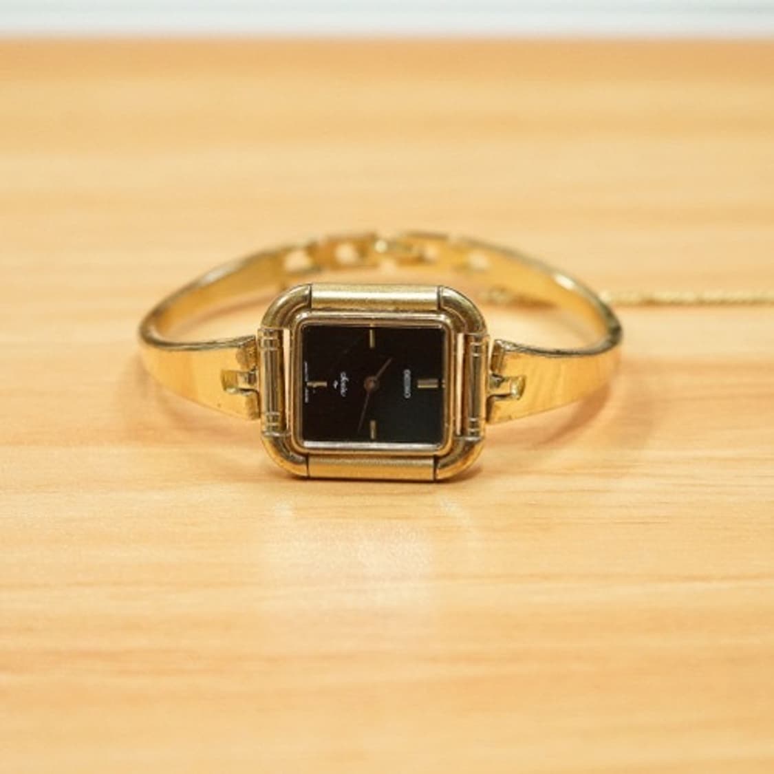 60s 세이코 socie 1719-3000 "히든 크라운" 여성용 금장 상품이미지1