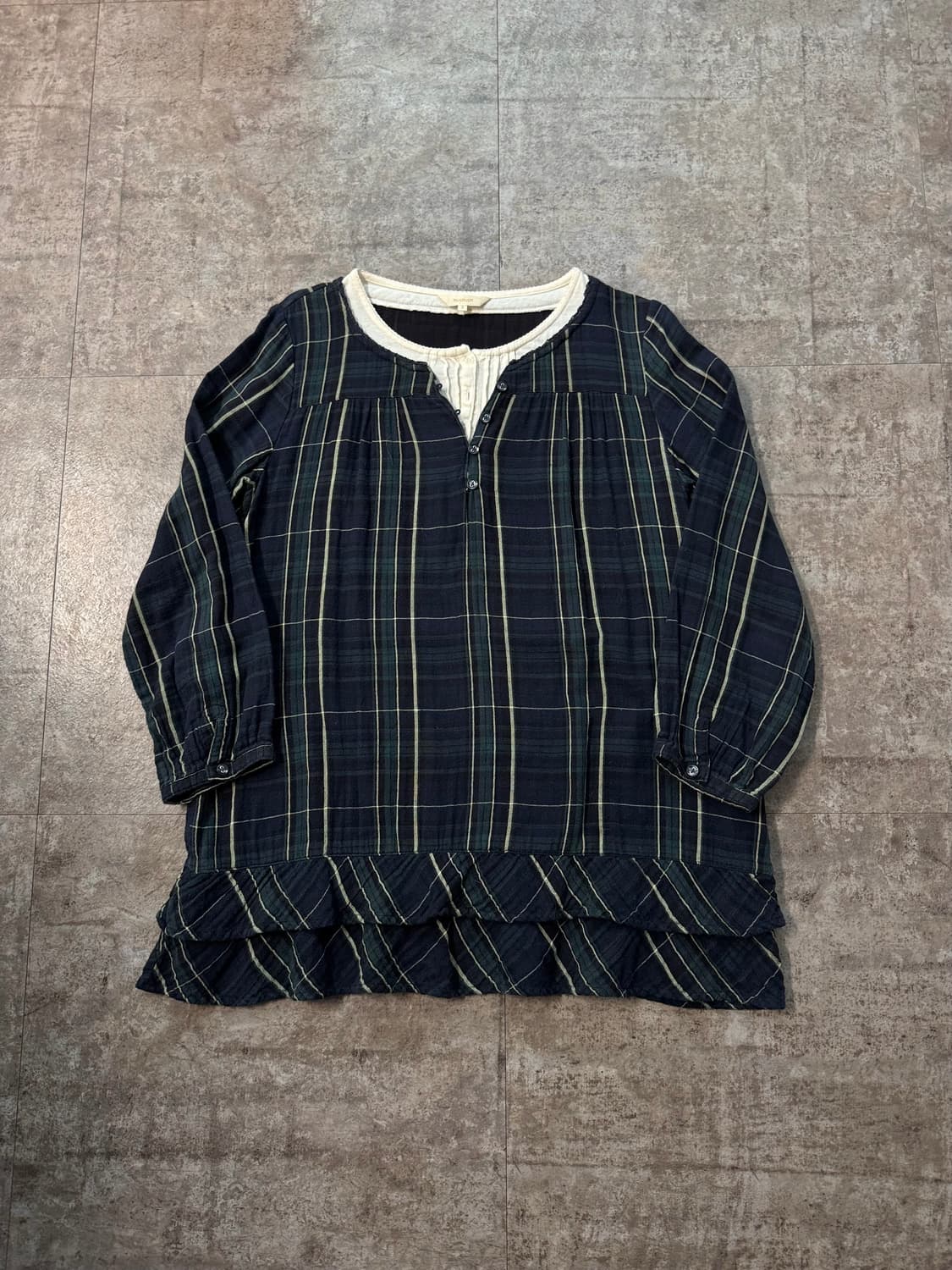 버튼 레이어드 넥 체크 패턴미니 원피스 상품이미지7