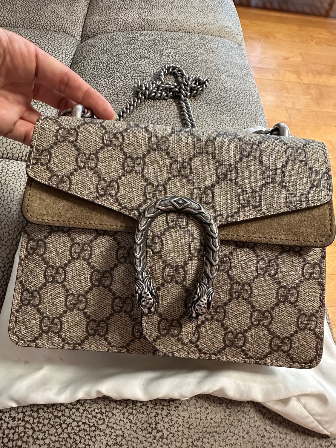 Gucci 디오니서스 스몰 숄더백 상품이미지3