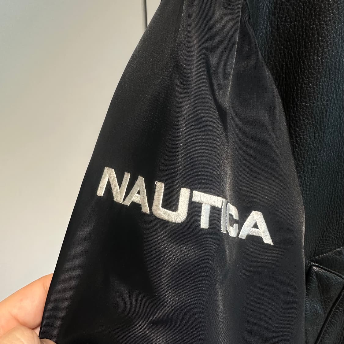 노티카 레더패널 봄버 상품이미지5